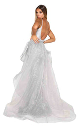 14 of 40 Portia and Scarlett Merida