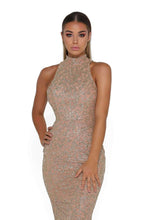 5 of 19 Portia and Scarlett 1702