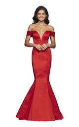 2 of 12 Faviana S10241 Red