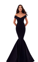 3 of 10 Tarik Ediz 50233