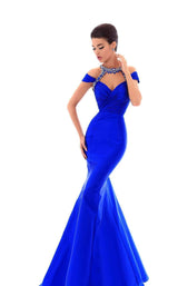 5 of 12 Tarik Ediz 50244