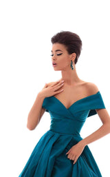 4 of 10 Tarik Ediz 50280