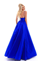 3 of 7 Tarik Ediz 50283