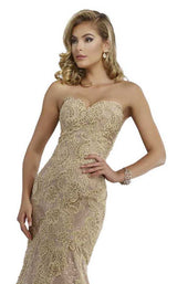 6 of 8 Janique W1718