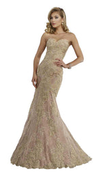 2 of 8 Janique W1718