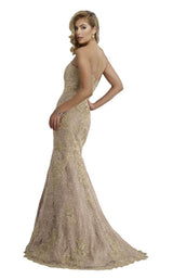 4 of 8 Janique W1718