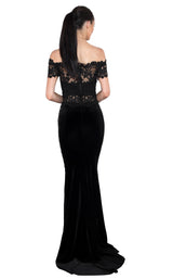 2 of 4 Nicole Bakti 6849