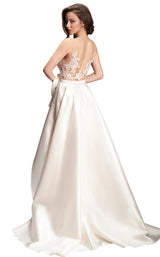 2 of 4 Nicole Bakti 6888