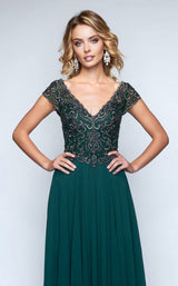 3 of 4 Nina Canacci 3141 Hunter Green