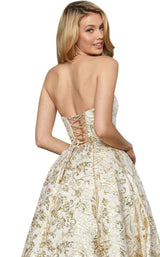 4 of 4 Sherri Hill 53253 Gold