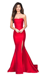 9 of 24 Sherri Hill 51671 Red