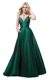 4 of 18 Sherri Hill 51822