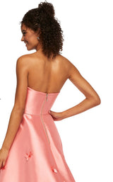 22 of 26 Sherri Hill 52581 Coral