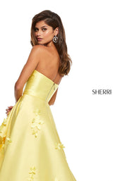 23 of 26 Sherri Hill 52581