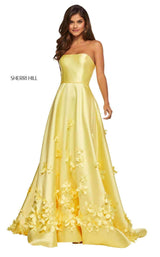 7 of 20 Sherri Hill 52582 Yellow