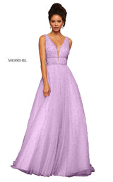4 of 16 Sherri Hill 52640 Lilac