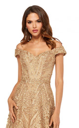 13 of 14 Sherri Hill 52650 Gold