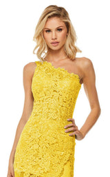 12 of 20 Sherri Hill 52656