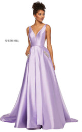 7 of 18 Sherri Hill 52726 Lilac