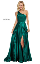5 of 22 Sherri Hill 52750 Emerald